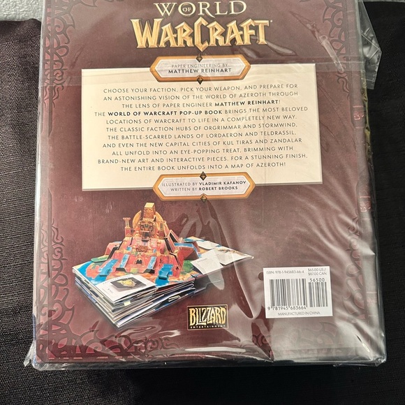 World Of warcraft pop up book brand new - Picture 3 of 5